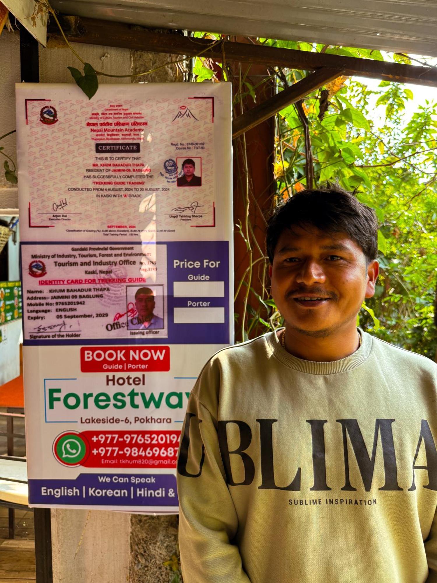Hotel Forestway Hostel & Backpackers Pokhara Extérieur photo